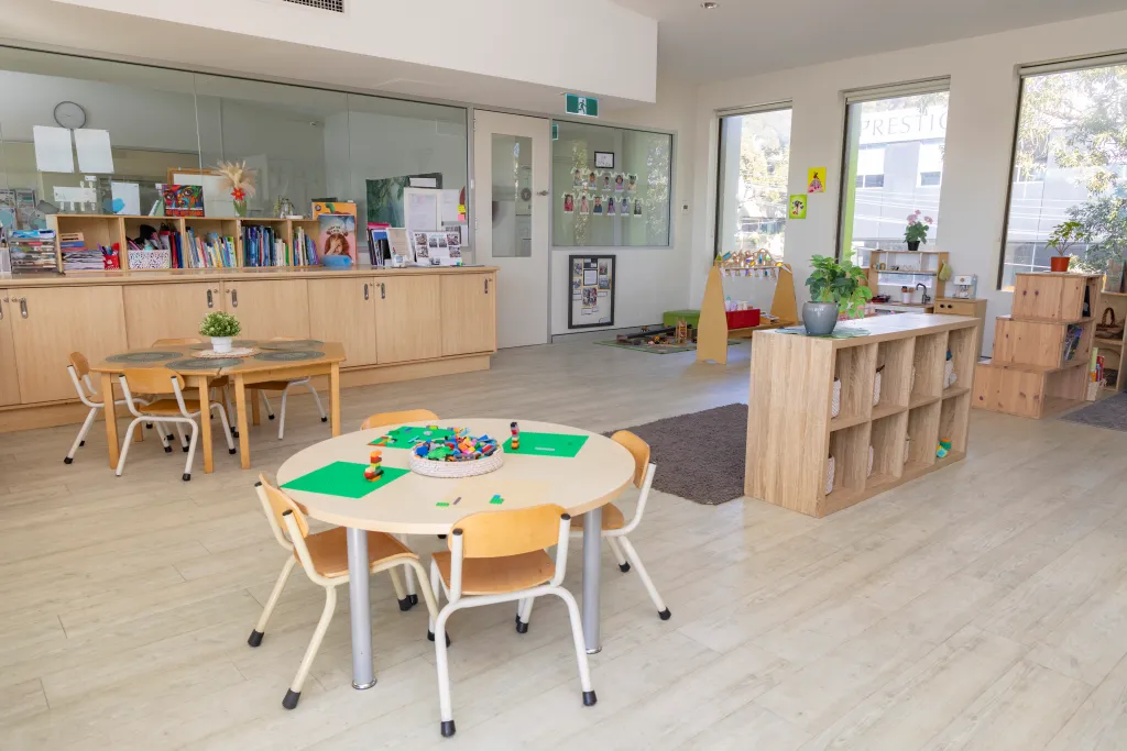 Warm Learning Rooms